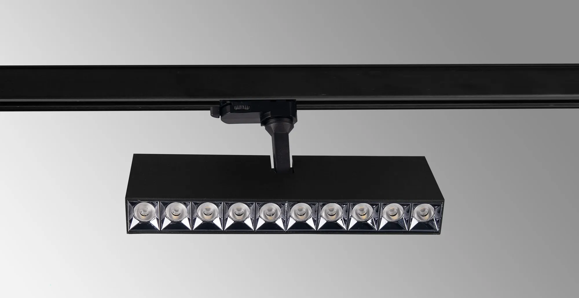 Itaca Tracks Luminaires Mantra Fusion Track Fitting 30-60W Itaca Tracks Luminaires Mantra Fusion Track Fitting 30-60W
